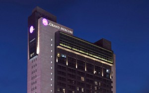 grand-mercure-shanghai-slide_01
